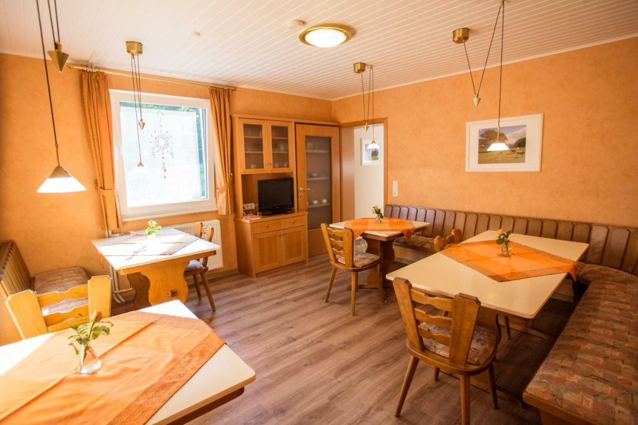 Pension Haus Am Walde Schmallenberg Esterno foto